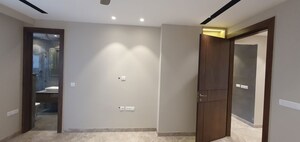 Room in 4 BHK Builder Floor at Palam Vihar Residents Association, Palam Vihar – for Rent