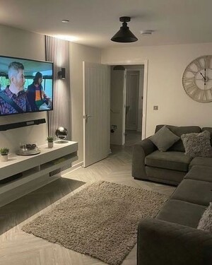 Living Room in 3 BHK Builder Floor at Sector 38 – for Rent
