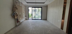 Room in 4 BHK Builder Floor at Palam Vihar – for Rent