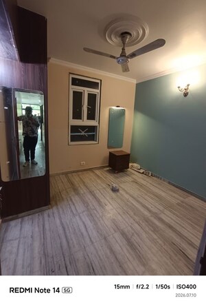 Master Bedroom in 3 BHK Builder Floor at Chittaranjan Park – for Rent