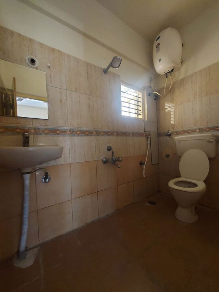 Bathroom, srinivasam-residency 3 Bedroom 1100 Sq.Ft. Apartment In Btm Layout Bangalore 10245014