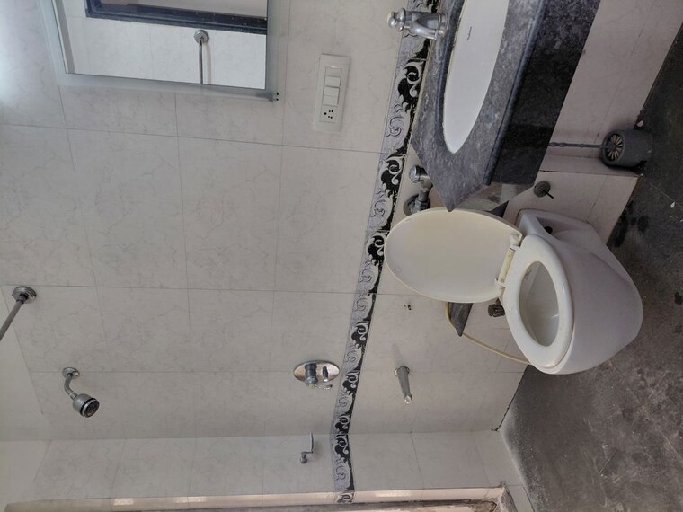 Bathroom, interface-building 2 Bedroom 750 Sq.Ft. Apartment In Malad West Mumbai 10515702