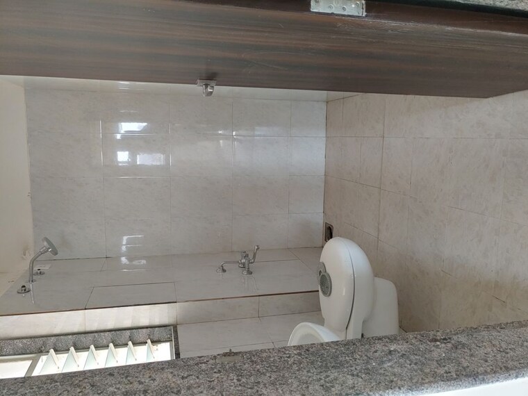 Bathroom, builders-combine-bella-vista 2 Bedroom 1000 Sq.Ft. Apartment In Bavdhan Pune 10515740