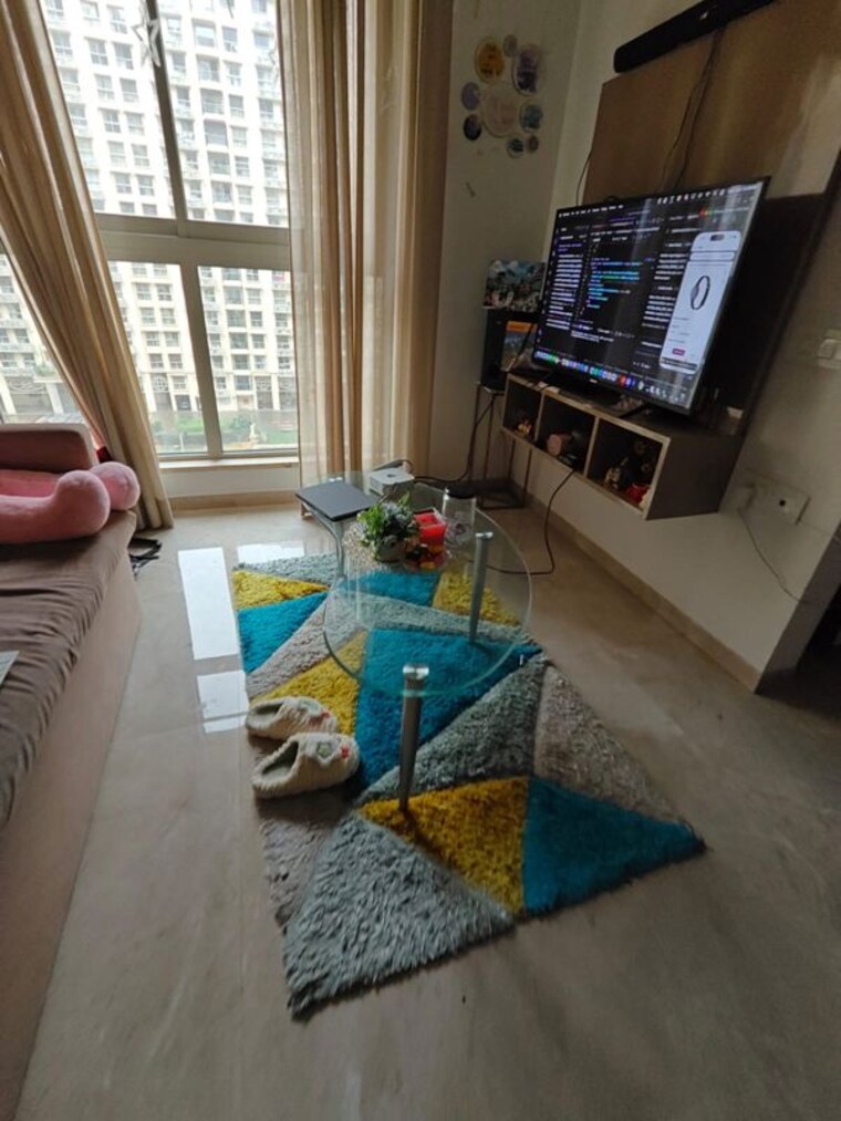  Parking, hiranandani-regent-hill 1 Bedroom 500 Sq.Ft. Apartment In Powai Mumbai 10515751