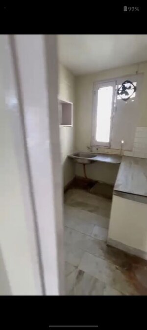 Bathroom in 1 BHK Apartment at Lajpat Nagar Iii – for Rent