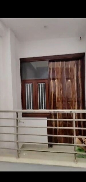 Furnished Amenities in 1 BHK Builder Floor at Nawada – for Sale