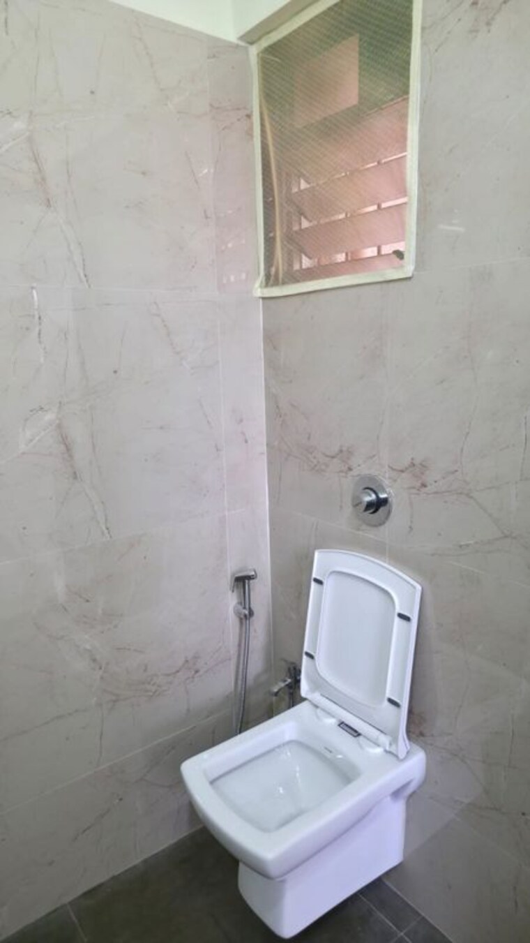 Bathroom, om-nandadeep-chs 3 Bedroom 1250 Sq.Ft. Apartment In Kurla Mumbai 10515787