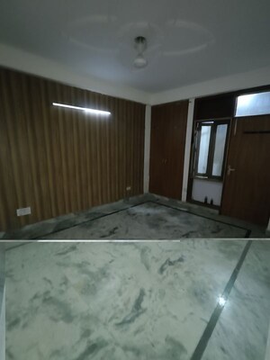 Room in 3 BHK Builder Floor at Neb Sarai – for Rent