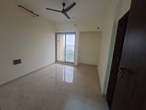 Room in 3 BHK Apartment at Dhamji Shamji Mahavir Spring Tulip Phase 1, Pokhran Road No Two – for Rent