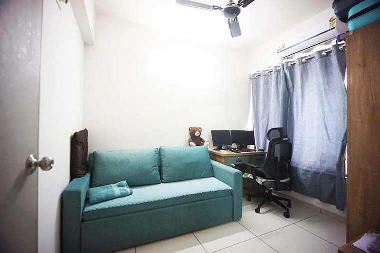 Living Room, gota 2 Bedroom 845 Sq.Ft. Apartment In Gota Ahmedabad 10515837