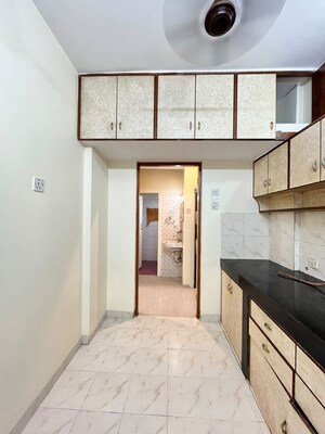 Kitchen in 1 BHK Apartment at Kandivali East – for Rent
