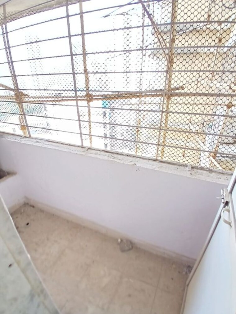 Balcony, cosmos-springs-angel 2 Bedroom 700 Sq.Ft. Apartment In Ghodbunder Road Thane 10515842