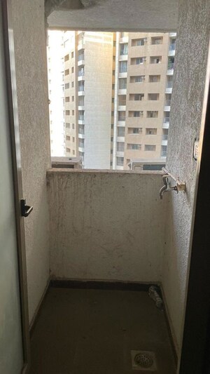 Bathroom in 2 BHK Apartment at Lodha Splendora, Ghodbunder Road – for Rent
