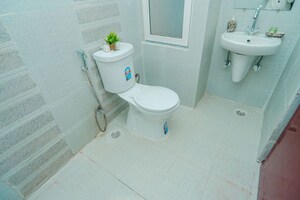 Bathroom in 2.5 BHK Apartment at Ratan Pearls, Sector 16 Greater Noida – for Sale