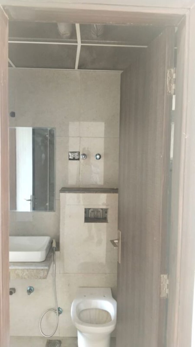Bathroom, bptp-the-pedestal 2 Bedroom 1187 Sq.Ft. Builder Floor In Sector 70a Gurgaon 10515901