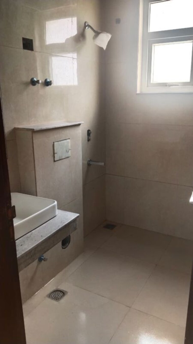 Bathroom, bptp-the-pedestal 2 Bedroom 1187 Sq.Ft. Builder Floor In Sector 70a Gurgaon 10515901