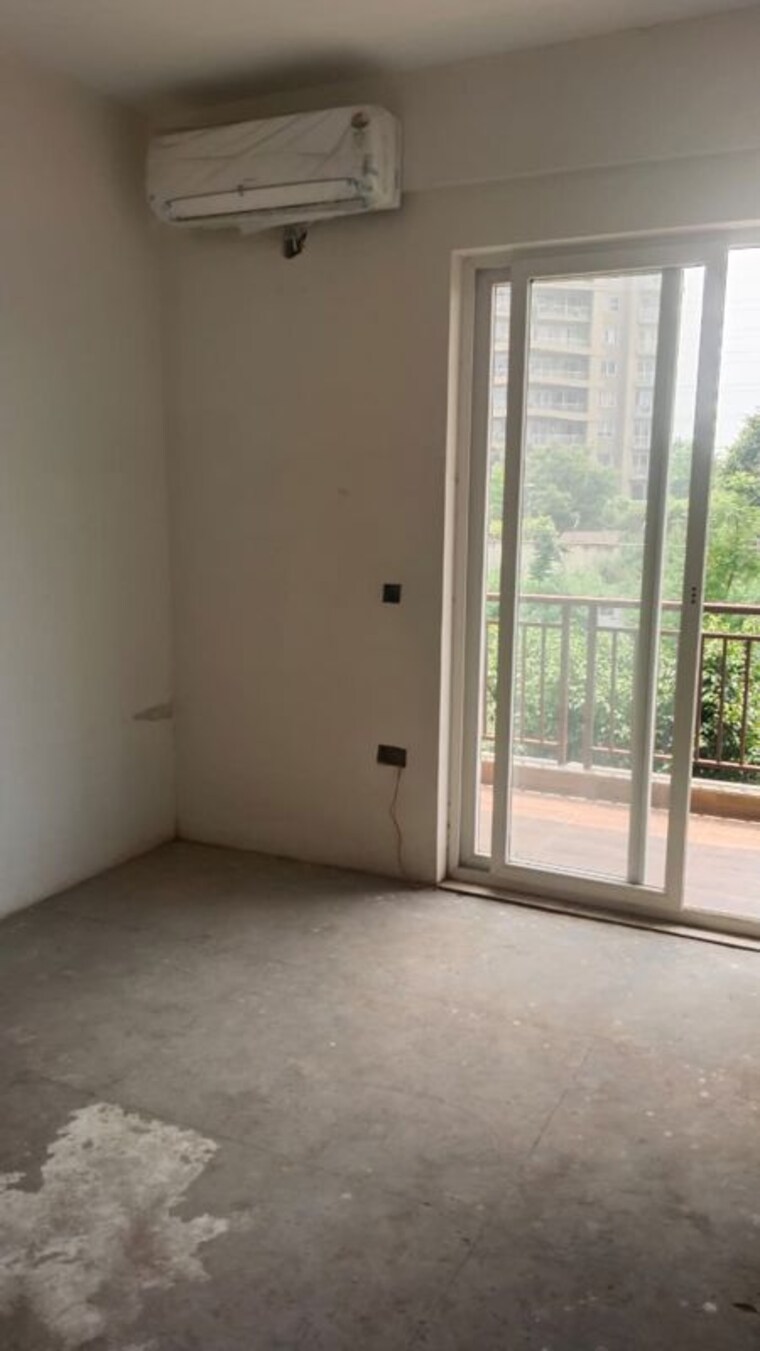 Master Bedroom, bptp-the-pedestal 2 Bedroom 1187 Sq.Ft. Builder Floor In Sector 70a Gurgaon 10515901