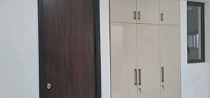 Room in 2 BHK Apartment at Raymond Ten X Habitat, Pokhran Road No Two – for Rent