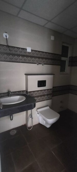 Washroom in 3 BHK Apartment at Pareena The Elite Residences, Sector 99 – for Rent