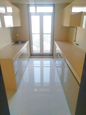 Staircase in 4 BHK Apartment at Sheth Avalon, Laxmi Nagar – for Rent
