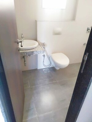 Bathroom in 4 BHK Apartment at Sheth Avalon, Laxmi Nagar – for Rent