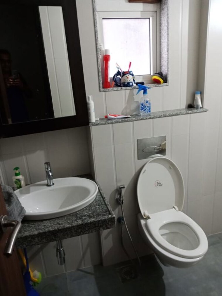 Bathroom, sheth-avalon 4 Bedroom 2750 Sq.Ft. Apartment In Laxmi Nagar Thane 10515936