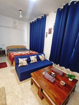 Bedroom in 1 RK Apartment at Hiranandani Estate Solitaire C, Ghodbunder Road – for Rent