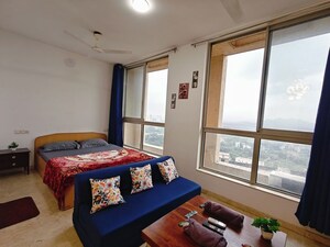 Bedroom in 1 RK Apartment at Hiranandani Estate Solitaire C, Ghodbunder Road – for Rent