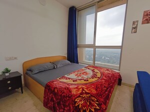 Bedroom in 1 RK Apartment at Hiranandani Estate Solitaire C, Ghodbunder Road – for Rent