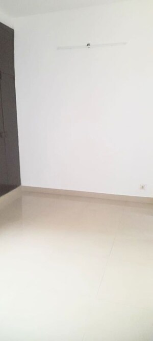 Room in 1 BHK Apartment at Sector 26 – for Rent