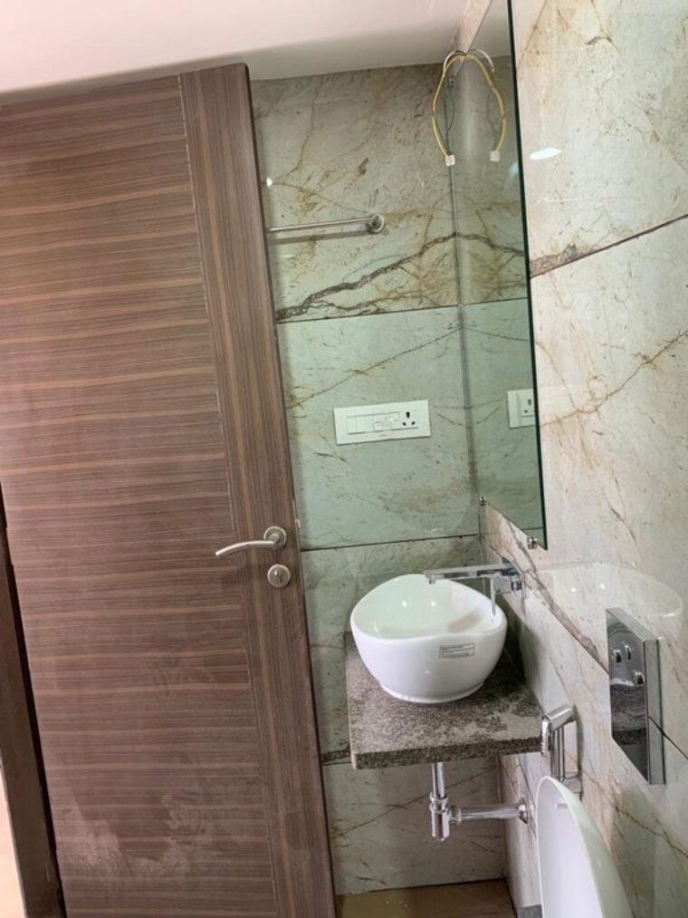 Bathroom, harmony-chs-powai 1 Bedroom 500 Sq.Ft. Apartment In Powai Mumbai 10515965