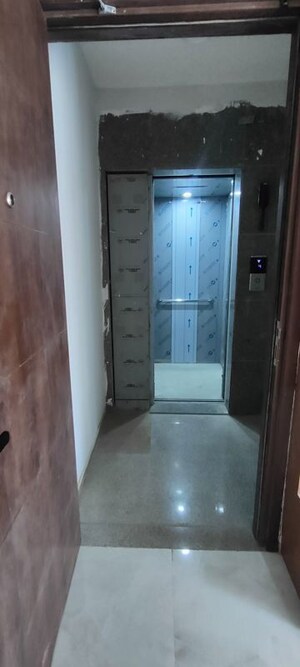 Building Lobby in 3.5 BHK Apartment at Signature Global City, Sector 37d – for Rent