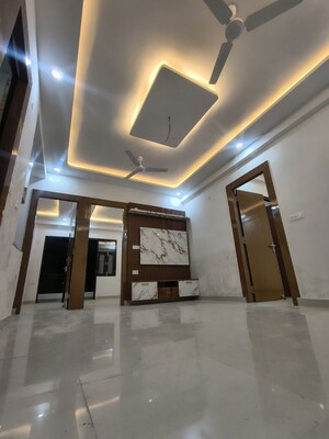 Living Room in 4 BHK Builder Floor at Bhadauria Apartment, Sector 49 – for Sale