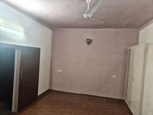 Room in 3 BHK Builder Floor at Model Town – for Rent