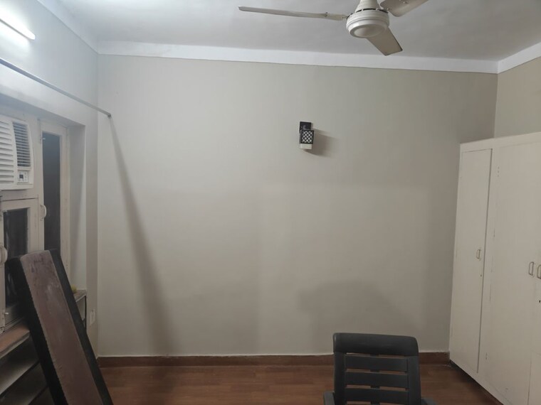 undefined, model town 3 Bedroom 272 Sq.Yd. Builder Floor In Model Town Delhi 10515998