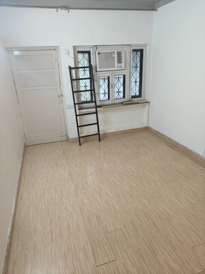 3 BHK Builder Floor For Rent in Model Town