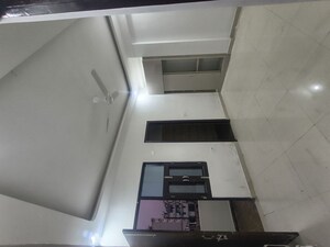 Furnished Amenities in 4 BHK Builder Floor at Galaxy Apartments Sector 49, Sector 49 – for Sale