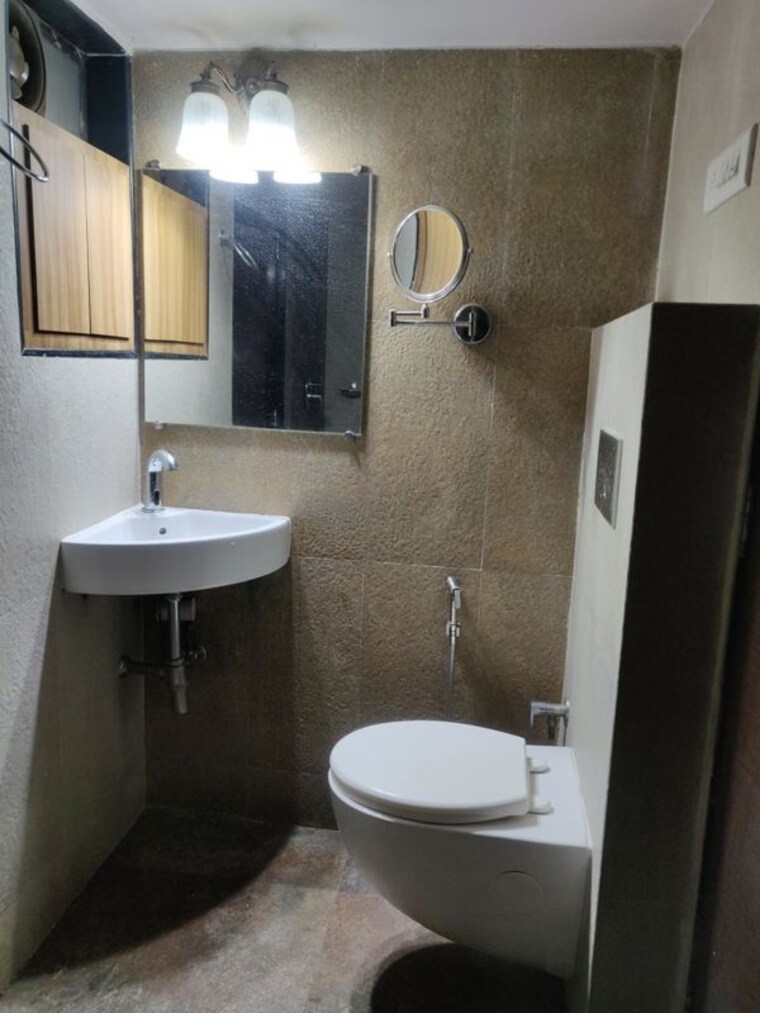 Bathroom, vardhman-gardens 2 Bedroom 700 Sq.Ft. Apartment In Balkum Pada Thane 10516069