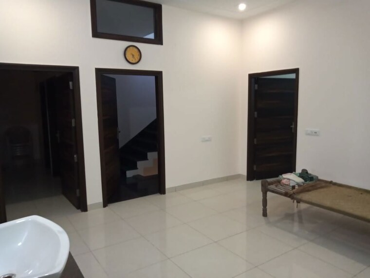 Bathroom, pakhowal 3 Bedroom 220 Sq.Yd. Builder Floor In Pakhowal Ludhiana 10516077