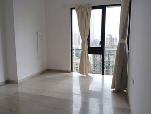 Room in 2 BHK Apartment at Lodha The Park, Worli – for Sale