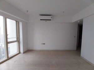 Room in 3 BHK Apartment at Lodha The Park, Worli – for Sale