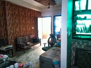 Room in  Apartment at Vasundhara Sector 3 – for Sale