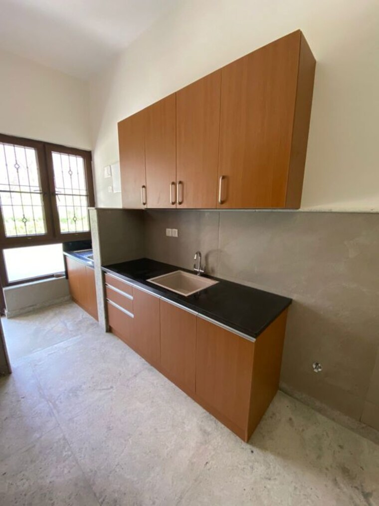Kitchen, nambiar-belleza 4 Bedroom 3500 Sq.Ft. Villa In Sarjapur Bangalore 10516219