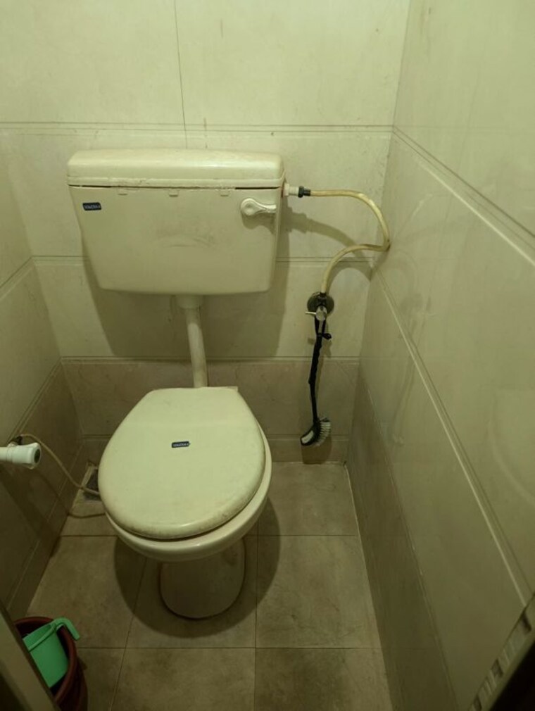 Bathroom, jivraj park 1 Bedroom 450 Sq.Ft. Apartment In Jivraj Park Ahmedabad 10516236