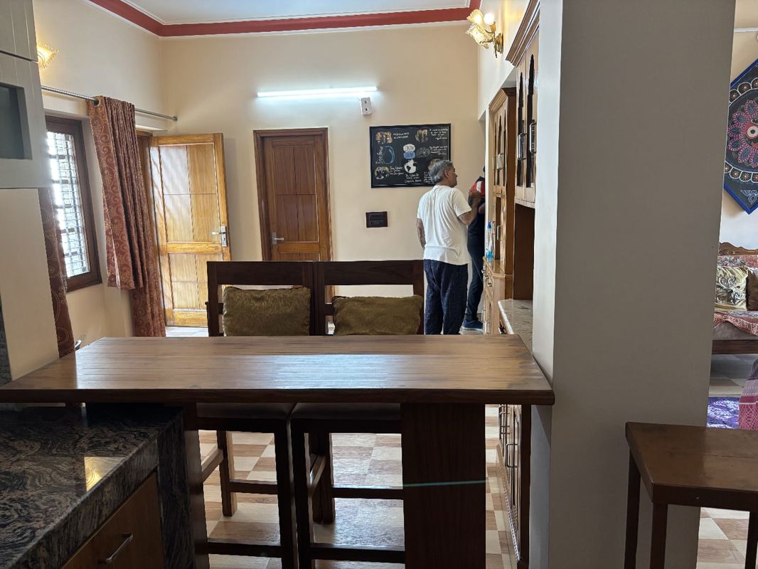 2.5 BHK + Prayer Room 1385 Sq.Ft. Builder Floor in Century Apartments