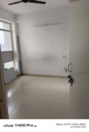 Bathroom in 1 BHK Apartment at Auric City Homes, Sector 82 – for Rent