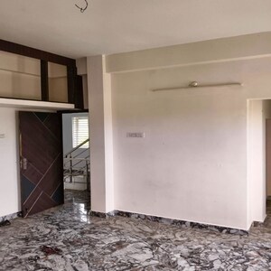 Room in  Villa at Sholinganallur – for Sale