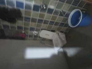 Attached Bathroom in 1 BHK Apartment at Nehru Nagar – for Rent