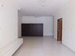 2 BHK Apartment For Rent in Prestige Falcon City