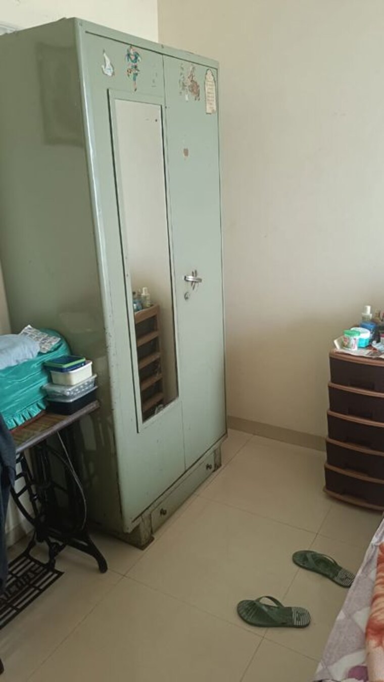 undefined, satellite-tower 2 Bedroom 850 Sq.Ft. Apartment In Goregaon East Mumbai 10516408